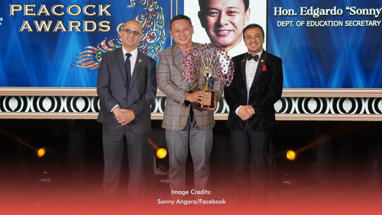 Sonny Angara Receives FICCI?PH Golden Peacock Award