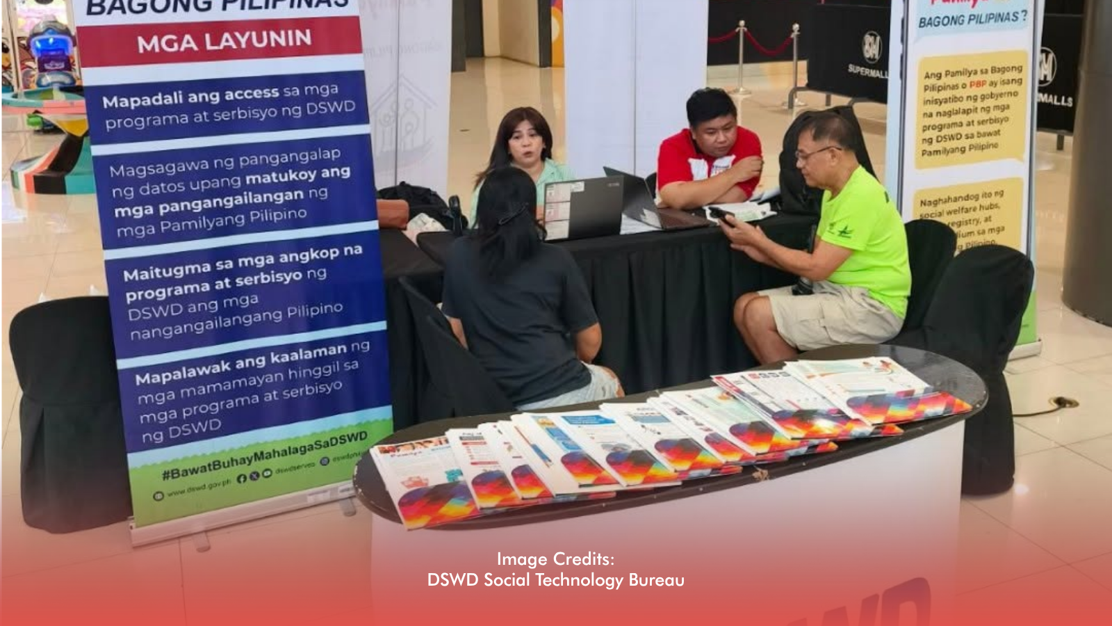 DSWD Rolls Out Mobile Hubs to Connect Families With Gov't Services